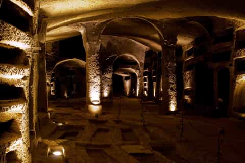 Naples: Catacombs of San Gennaro