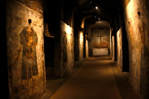 Napels: Catacomben van San GaudiosoTour in het Italiaans