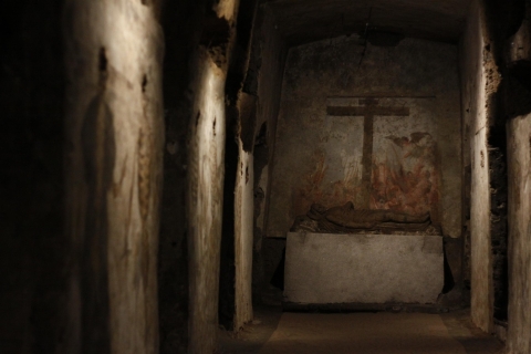 Naples : Catacombes de San GaudiosoTournée en italien à partir du 1er mars