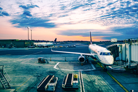 Transfert partagé depuis l&#039;aéroport de Corfou vers l&#039;hôtelTransfert de l’aéroport de Corfou vers la zone 2