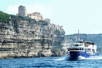 Desde Ajaccio o Porticcio, viaje de un día a Bonifacio en barco - Housity