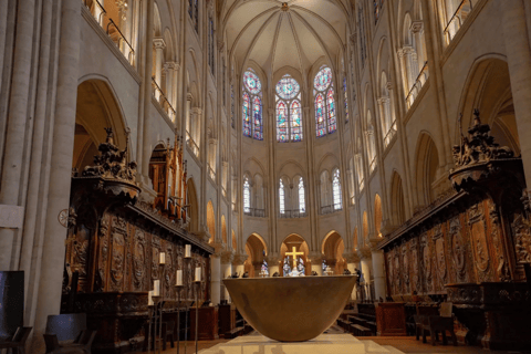 Early Access Notre-Dame Cathedral Guided Tour
