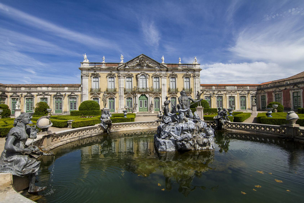 Desde Lisboa: Excursión a Sintra con Entrada al Palacio de Queluz