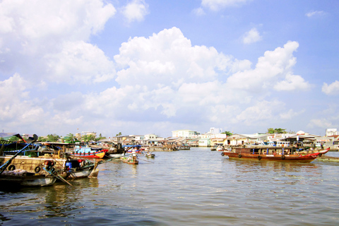 Mekong Adventure: 3 Days from Delta optional to PhnomPenh OPTIONAL: EXIT TO PHNOM PENH