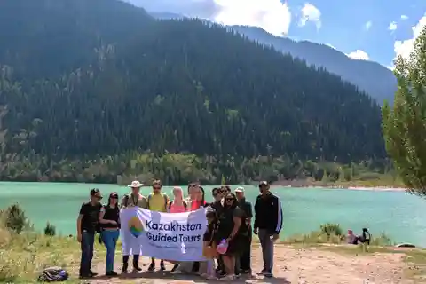 Almaty: Visita ao lago Issyk com a cascata dos ursos