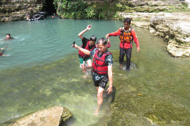 Cueva de Jomblang, cueva de Pindul y excursión en tubo por el río Oyo