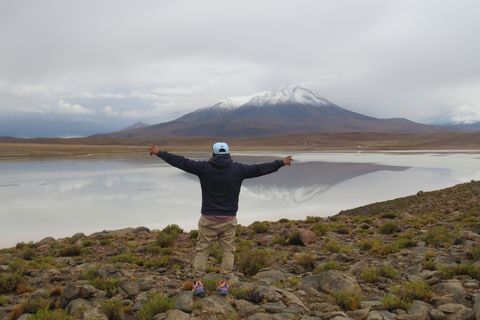 Da La Paz: 2 giorni da Salar de Uyuni ad Atacama Cile in voloViaggio privato