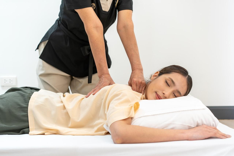 Bangkok: Thai Massage at Vana Spa (BTS Phrom Phong) Office Syndrome Therapeutic Massage (120 Min)