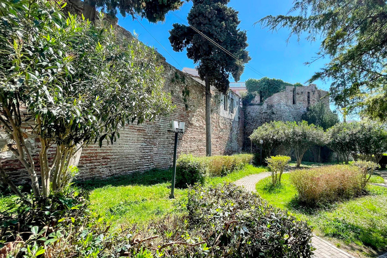 Tour di Durazzo e del Parco Nazionale di Karavasta su una Land Rover di lusso