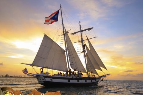 San Juan: Old San Juan Sunset Cruise