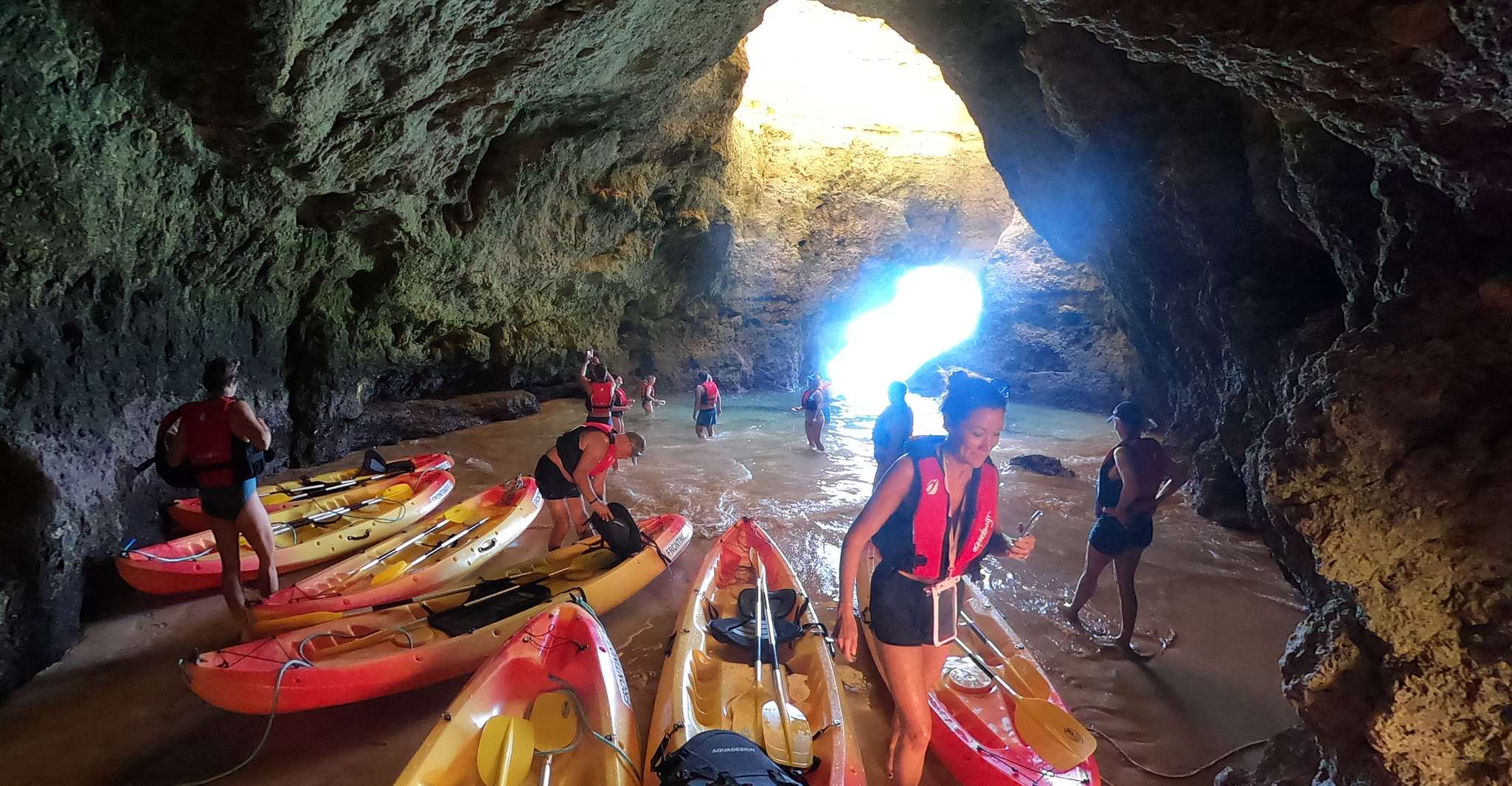 Explore secret caves of Alvor - Boat & Kayak Tour - Housity