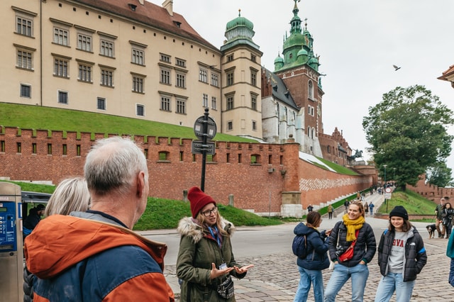 Krakow: Wawel Royal Hill with Optional Castle and Cathedral