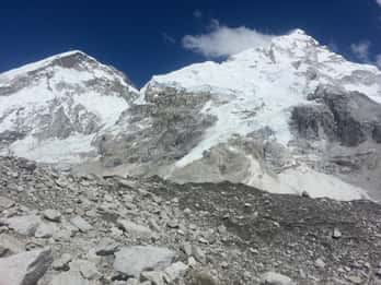Everest: Wanderung zum Basislager Everest: Wanderung zum Basislager