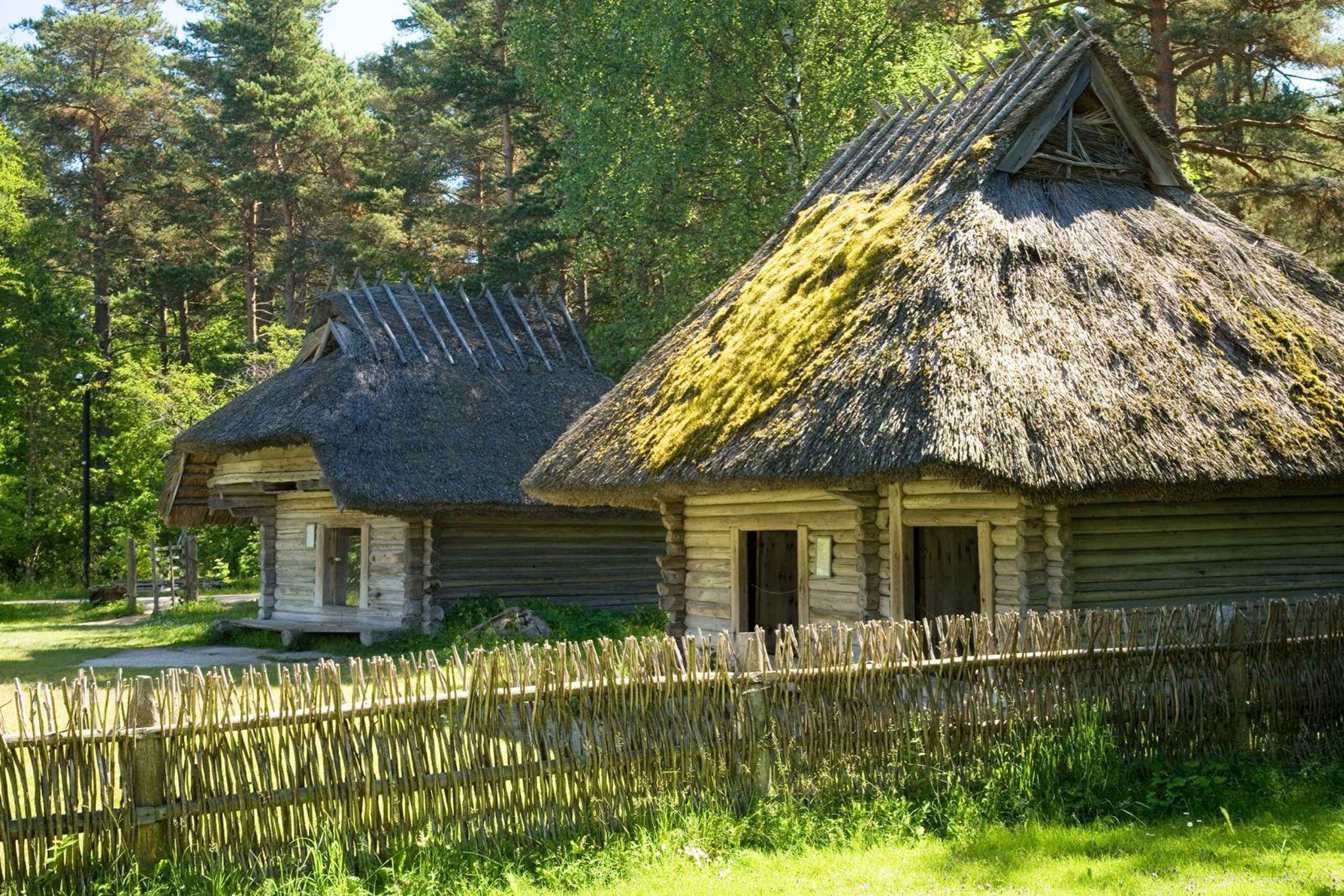 Музей под небом. Музей Рокка Аль Маре. Рокка Аль Маре Таллин. Музей под открытым небом Рокка-Аль-Маре в Таллине. Эстонский музей под открытым небом Таллин.