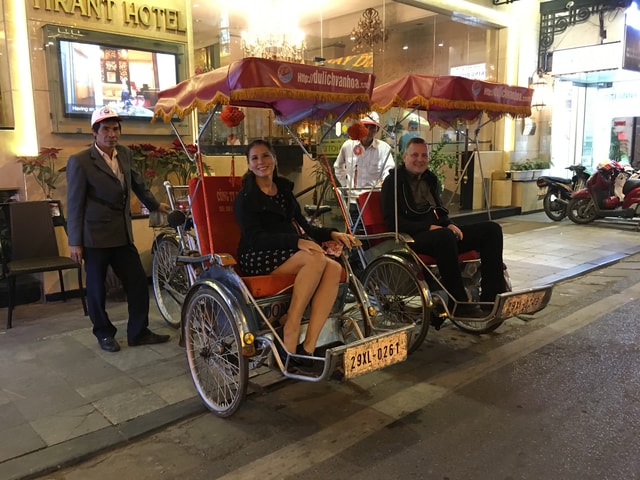 Hanoi: Old Quarter Trishaw Cyclo Tour