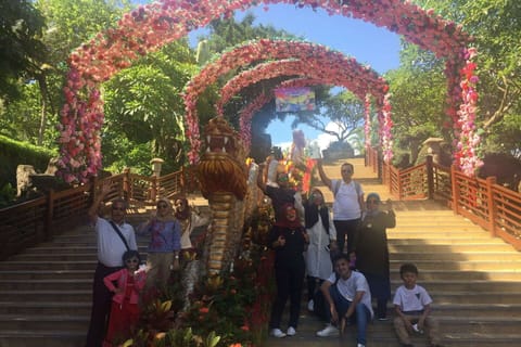 Hong Kong: Day Trip to Shenzhen City and Theme Parks