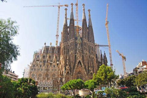 Barcelone : visite combinée de la Sagrada Familia et du parc Güell