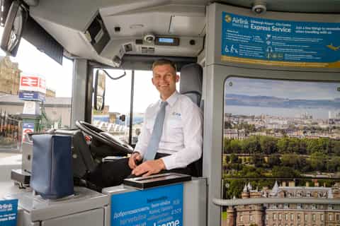 Edinburgh Airport: Bus Transfer