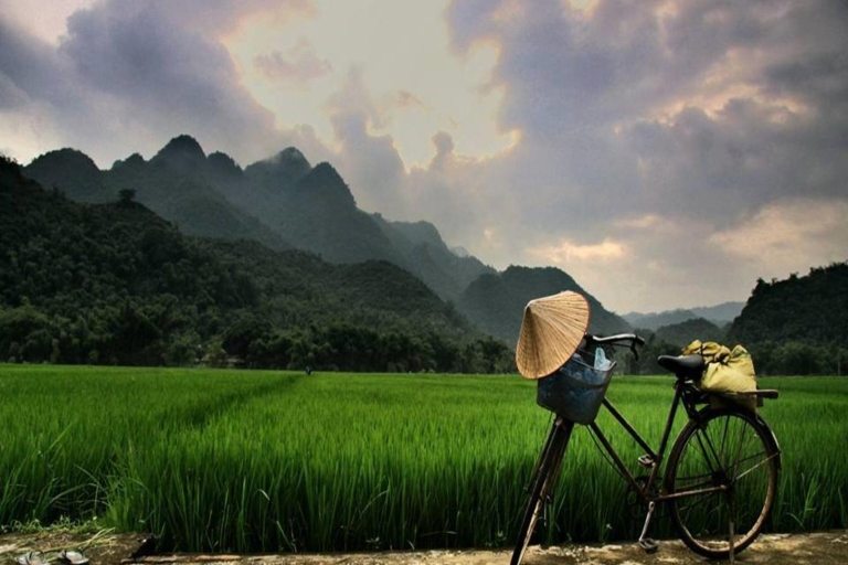 Van Hanoi: 2-daagse trektocht door Mai Chau Valley & Hill Tribes