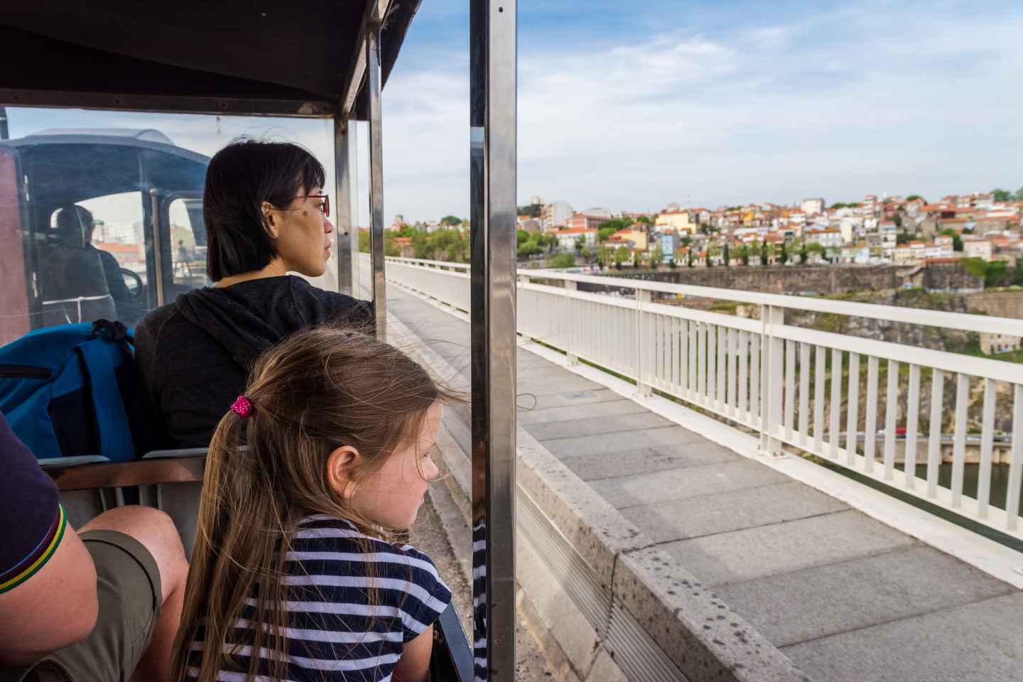 Porto: Magic Train Tour and Port Wine Cellar with Tastings - Train Tour with Wine Tastings
