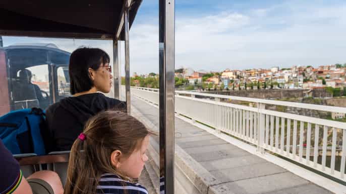 porto magic train tour and port wine tastings