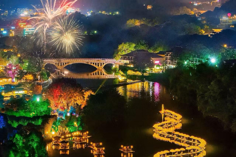 Yangshuo: Yulong River Night Bamboo Raft Ride-Shenlong Show Supreme Dragon Head Ticket