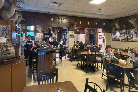 Traditional Cantina Tour with Drinks in Downtown Monterrey