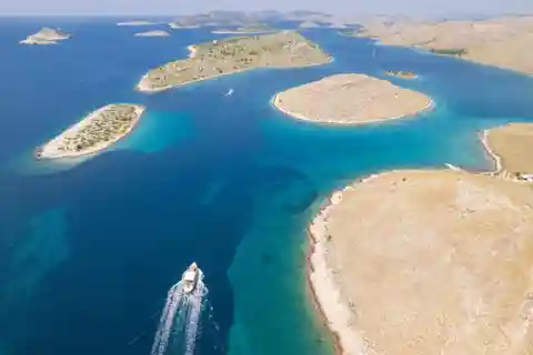 Parc national des Kornati Telascica et plage Lojena en bateau