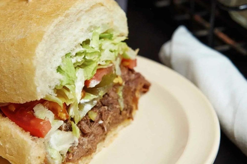 نيو أورلينز: جولة مجلة الطعام في الشارع