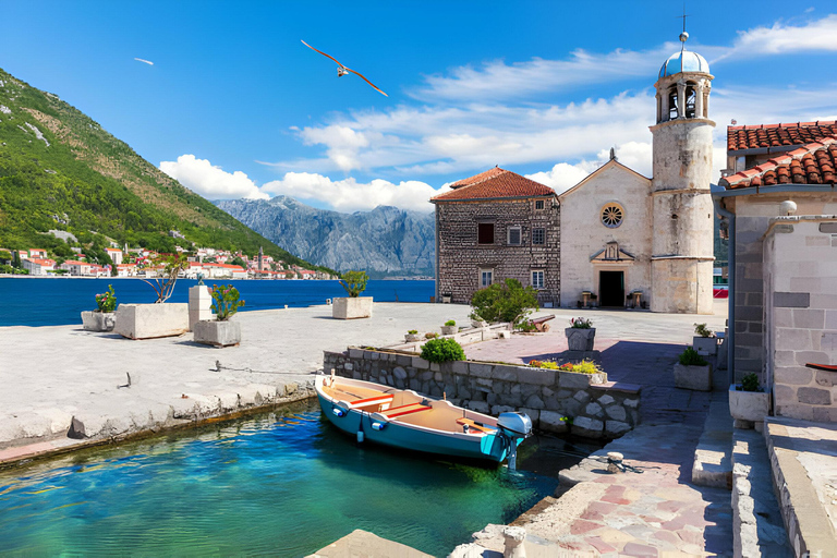 Kotor - en resa Linbana, Perast och Lady of the Rocks Guidad tur