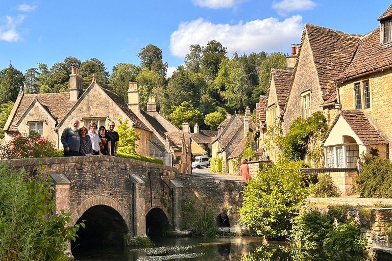 Private Tour to Stonehenge, Bath and The Cotswolds