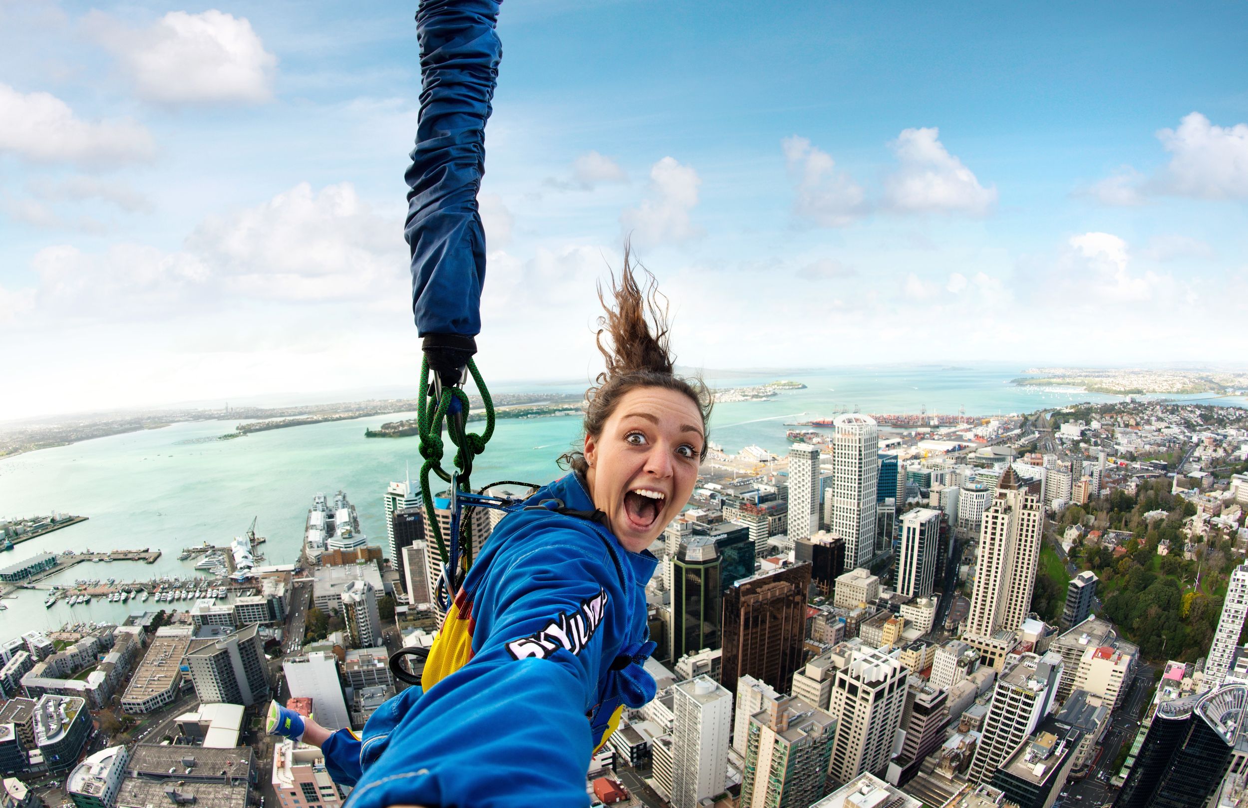 Auckland: SkyJump mit Ticket für den Sky Tower