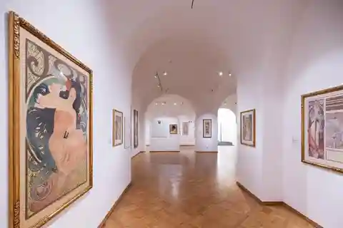 Prag: Entrébiljett till Muchamuseet