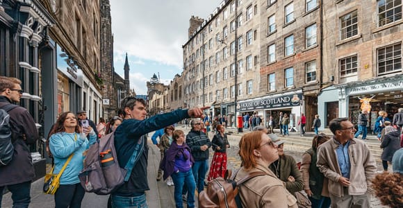 Edinburgh: Old Town History and Tales Walking Tour