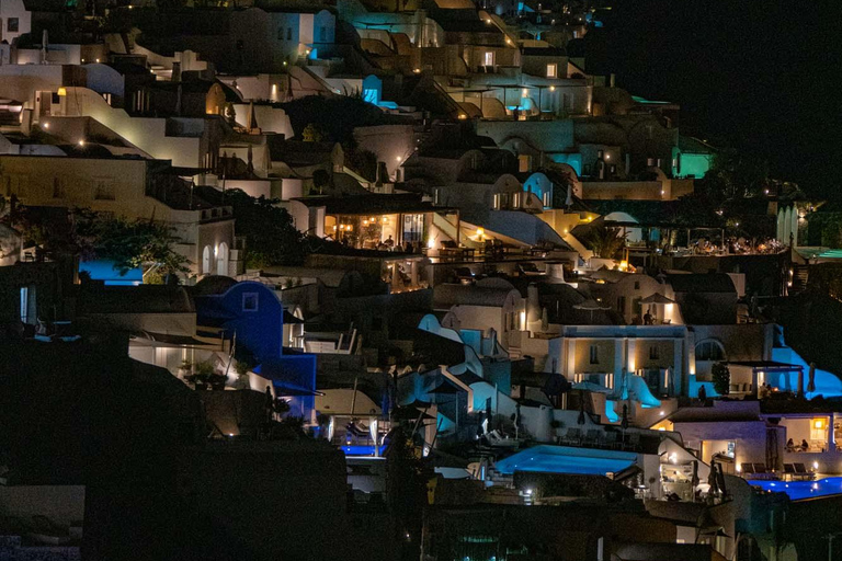 Da Fira: Tour in minibus dei punti salienti di Santorini con tramonto a Oia