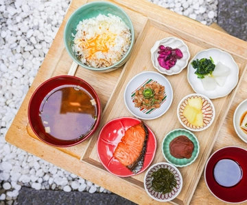 Taste Japan: Breakfast After Kiyomizu-dera Temple