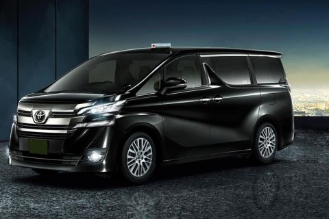 Shin Chitose Airport to/from Sapporo City: Private Transfer