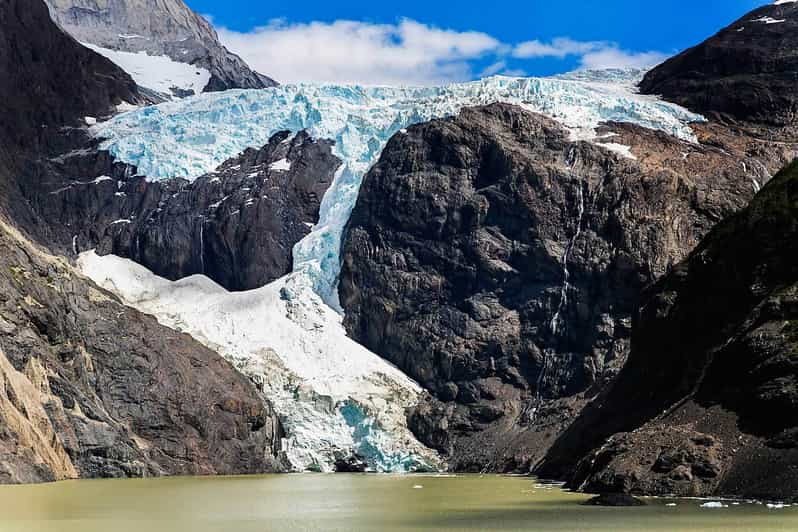 Excursión de un día a las Torres del Paine desde El Calafate | GetYourGuide