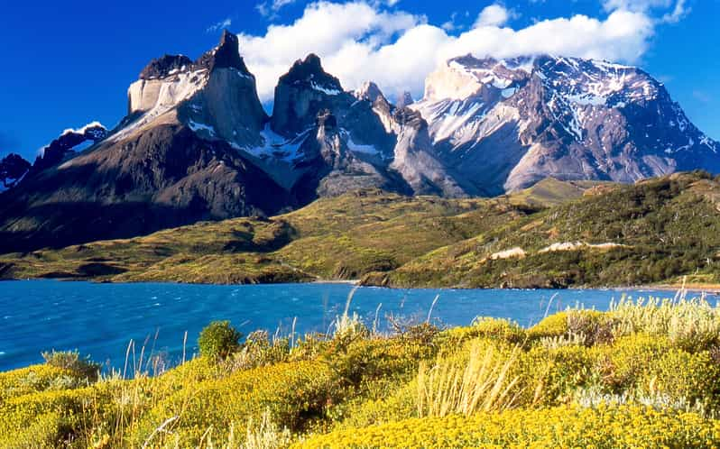 Excursión de un día a las Torres del Paine desde El Calafate | GetYourGuide