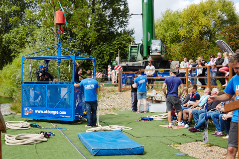 Windsor 300ft Bungee Jump: UK's Biggest Bungee Experience Windsor 300ft Bungee: UK's Biggest Bungee Experience!