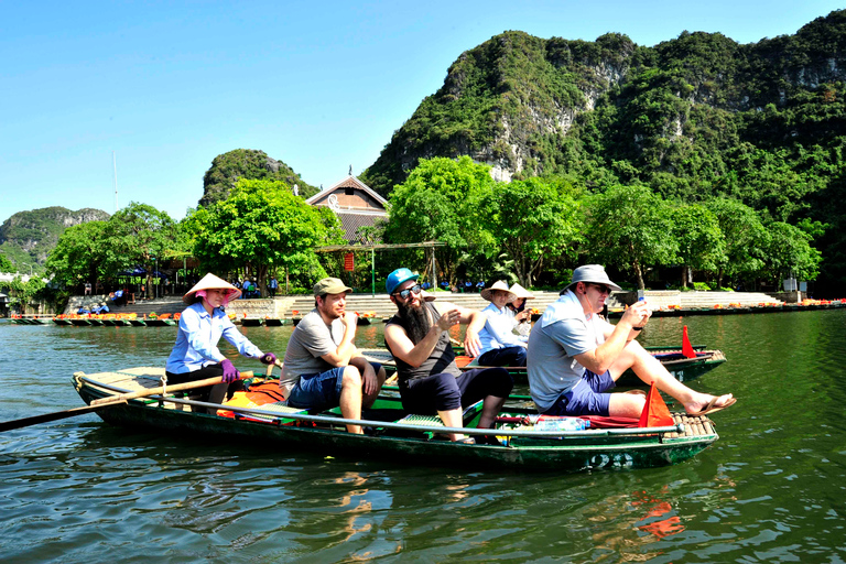 Desde Hanói: tour de Hoa Lu y Tam Coc y paseo en bicicleta