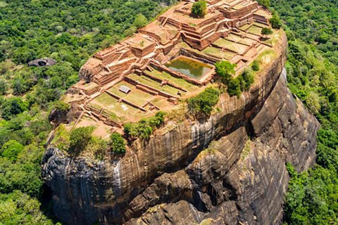 Kandy to Sigiriya Motorbike Adventure Tour
