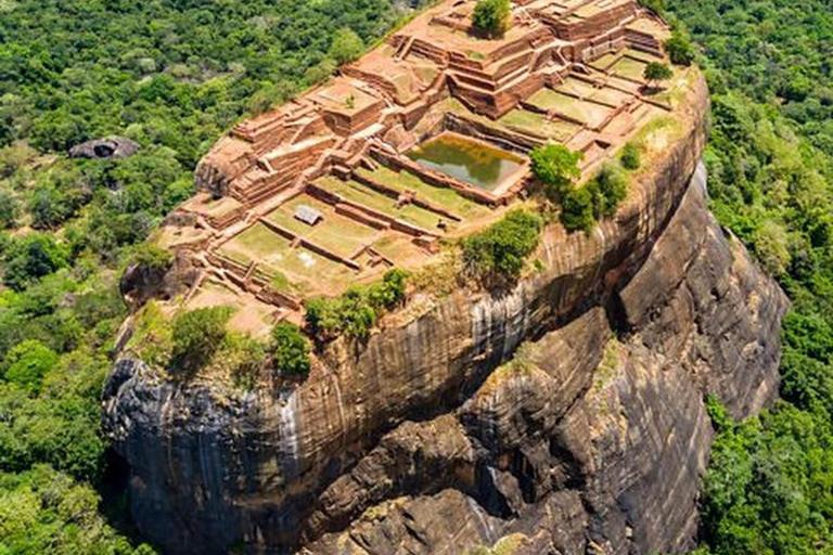 Kandy to Sigiriya Motorbike Adventure Tour