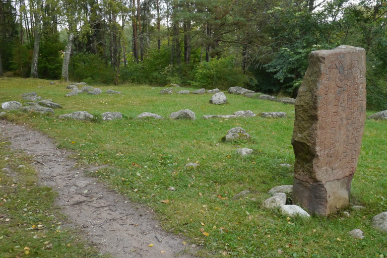 From Stockholm: Viking Culture Guided Tour with Transfer