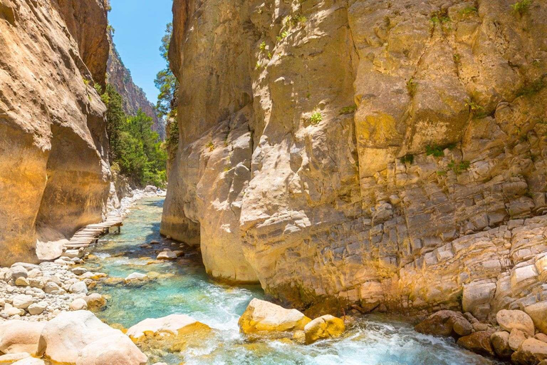 Depuis La Canée ou Réthymnon : visite des gorges de SamariaDepuis La Canée : visite des gorges de Samaria