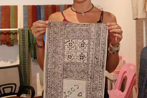 Luang Prabang: Hmong Batik Art Workshop Luang Prabang: Hmong Batik Art Workshop