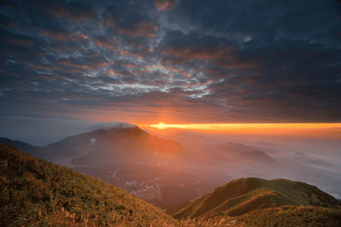 Taipei Sunrise Excursion: Yangmingshan National Park