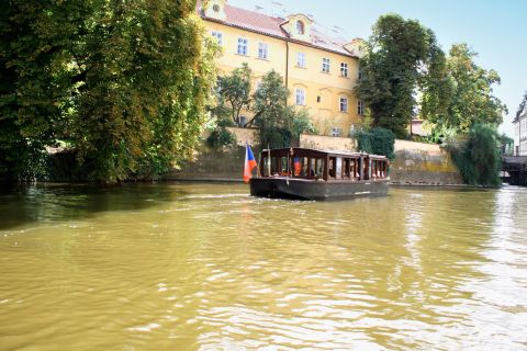 Praha: 1,5-timers elvebåtcruise og guidet tur