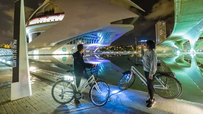 explore valencia by night 2hour night bike tour