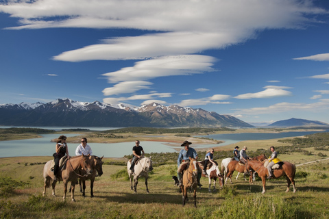 El Calafate: Nibepo Aike Ranch mit Reiten